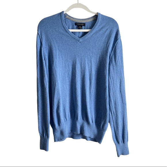 Banana Republic Other - Banana Republic Sweater